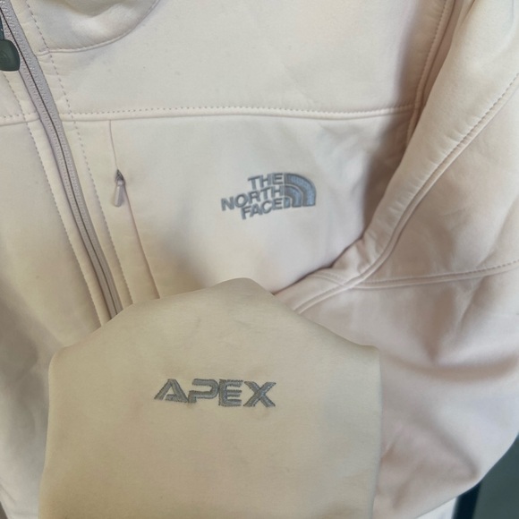 Gently used THE NORTH FACE Apex Jacket - Picture 2 of 6